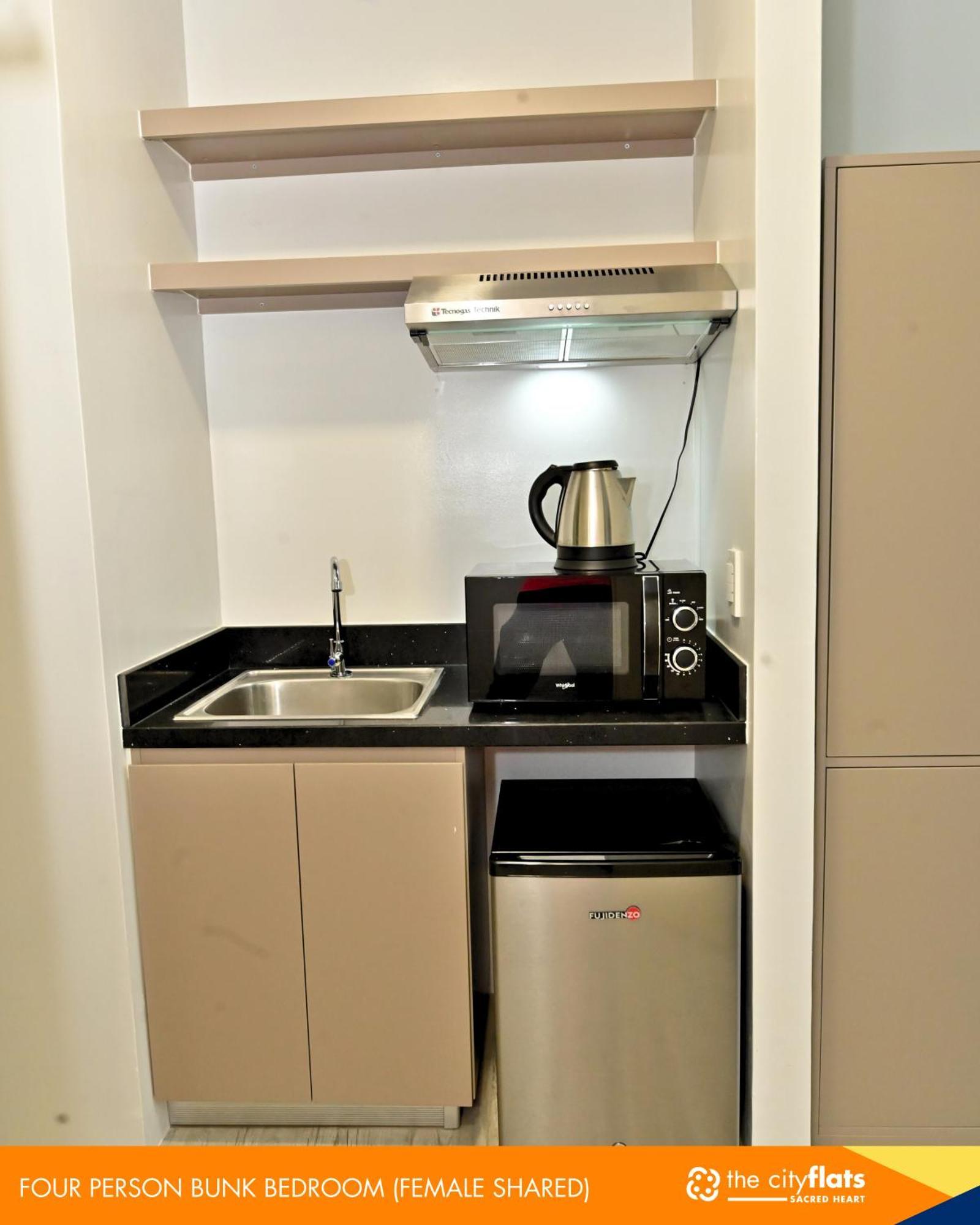 The City Flats Sacred Heart Makati City Rom bilde